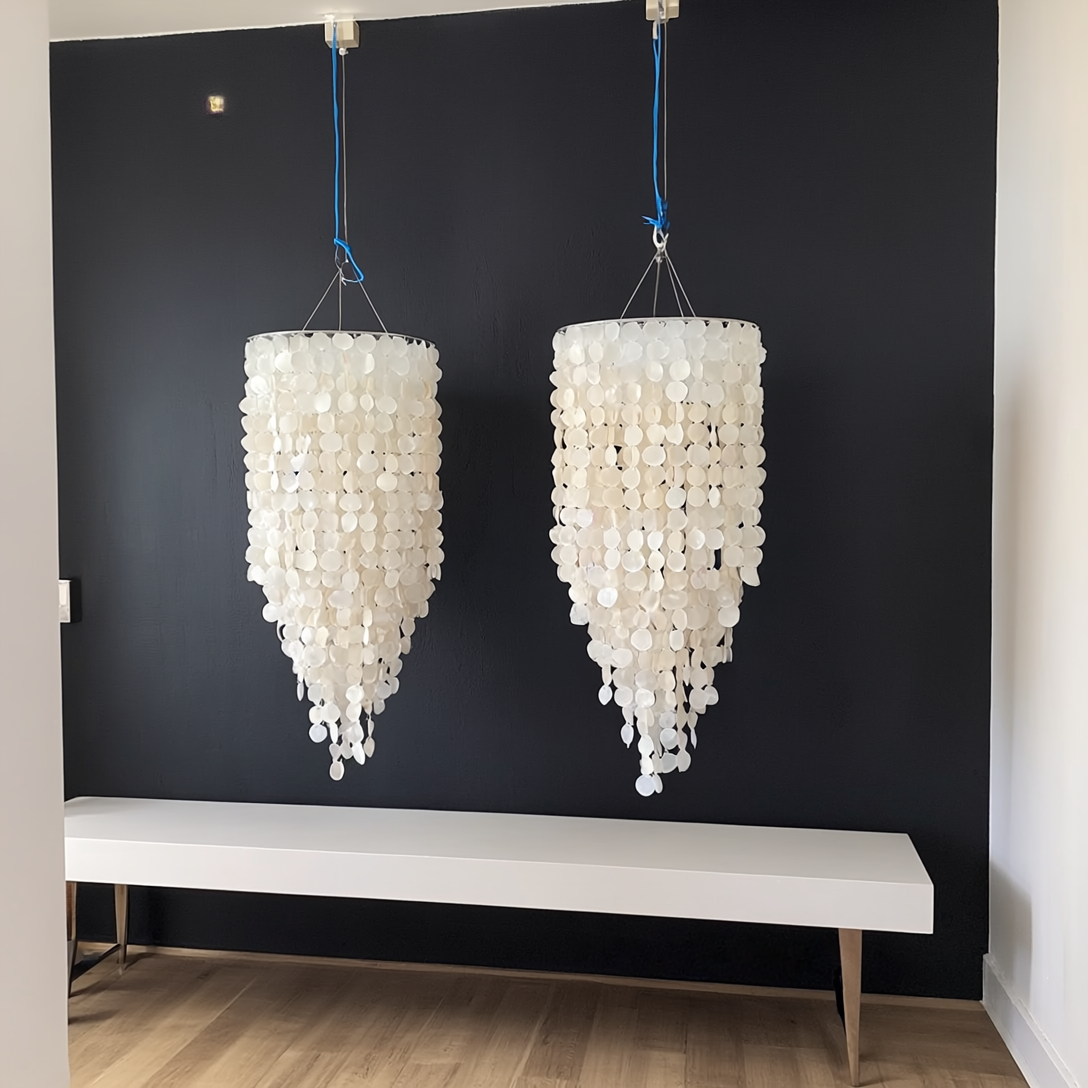 Singning lamp shade