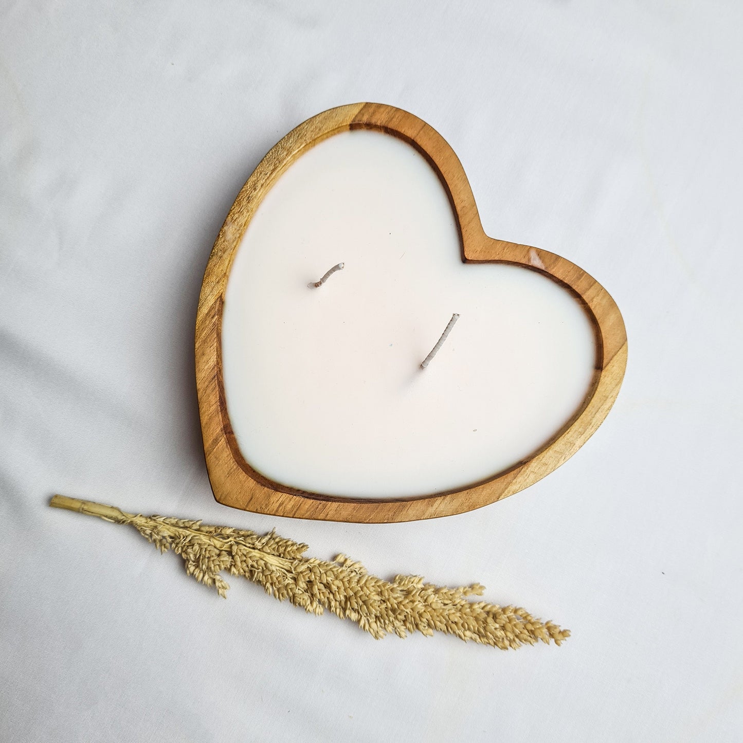 Teak wood Heart candle aroma aromatherapy candles hand made eco wax soy coconut palm organic