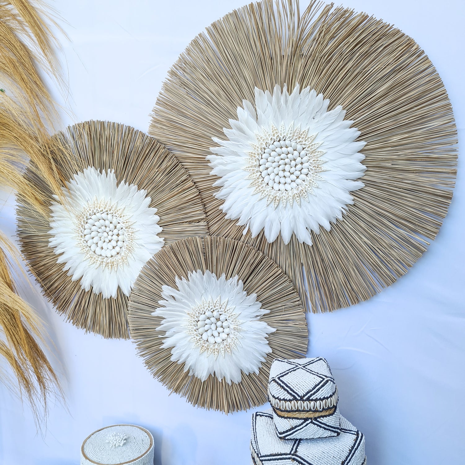 Wall decor (Palm leaf & seagrass)
