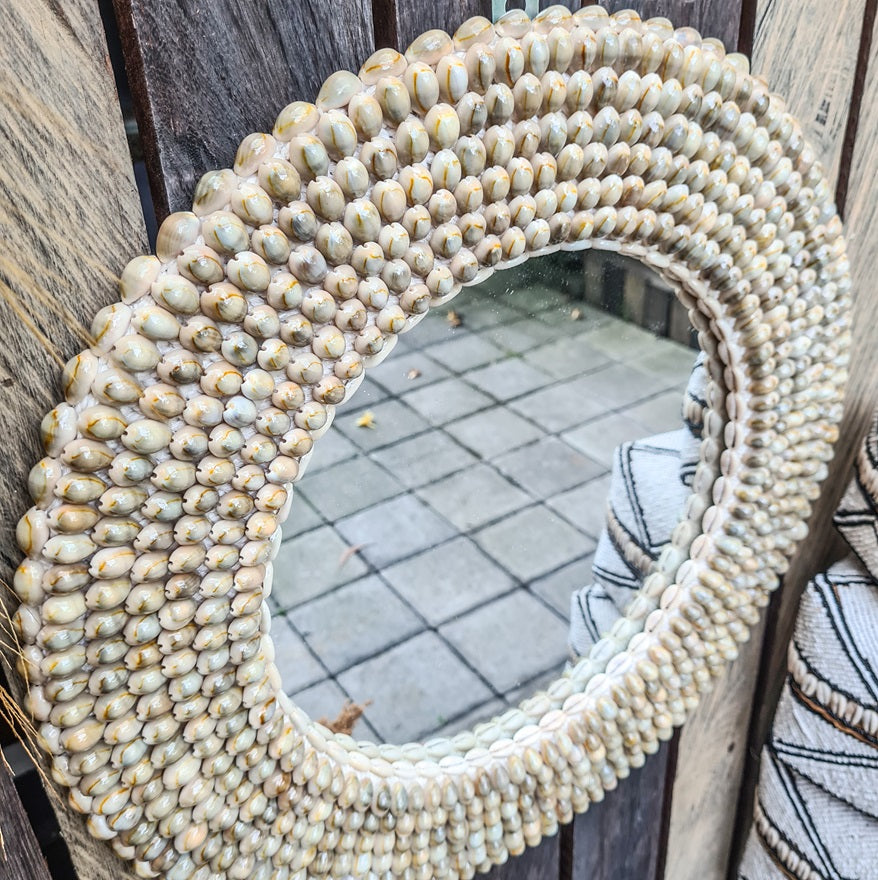 Palm mirror bali mirror wall mirror 60cm sea shells (5)