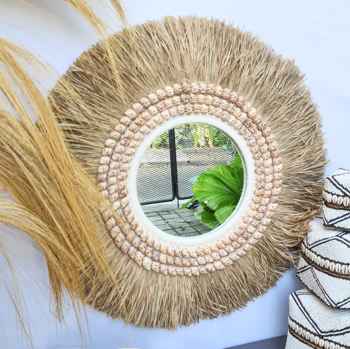 Palm mirror bali mirror wall mirror 60cm (2)