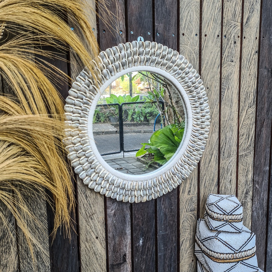 Palm mirror bali mirror wall mirror 60cm sea shells (2)