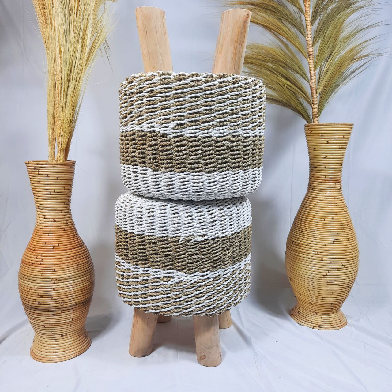Pouf, wicker stool (WHOLESALE)