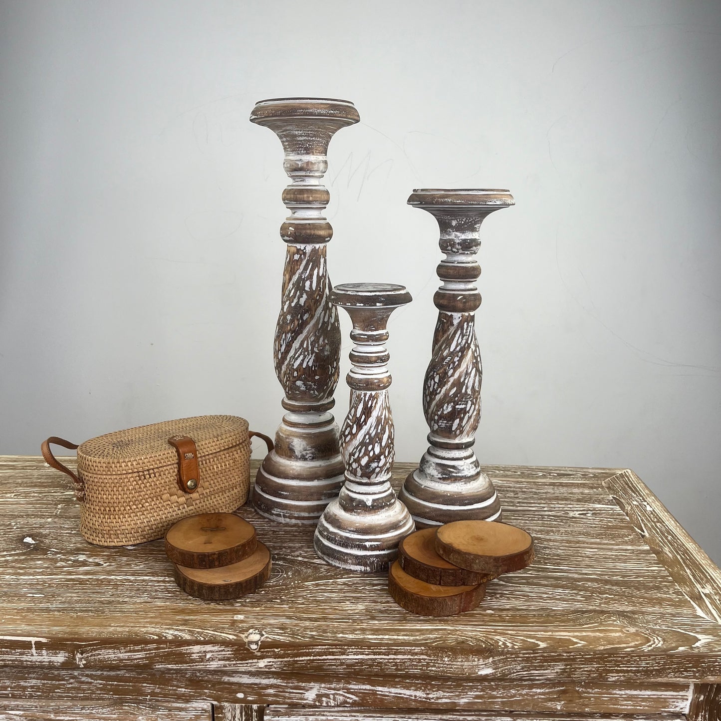 Wooden candle sticks (WHOLESALE)