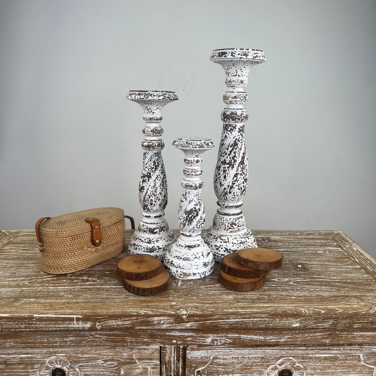 Wooden candle sticks (WHOLESALE)