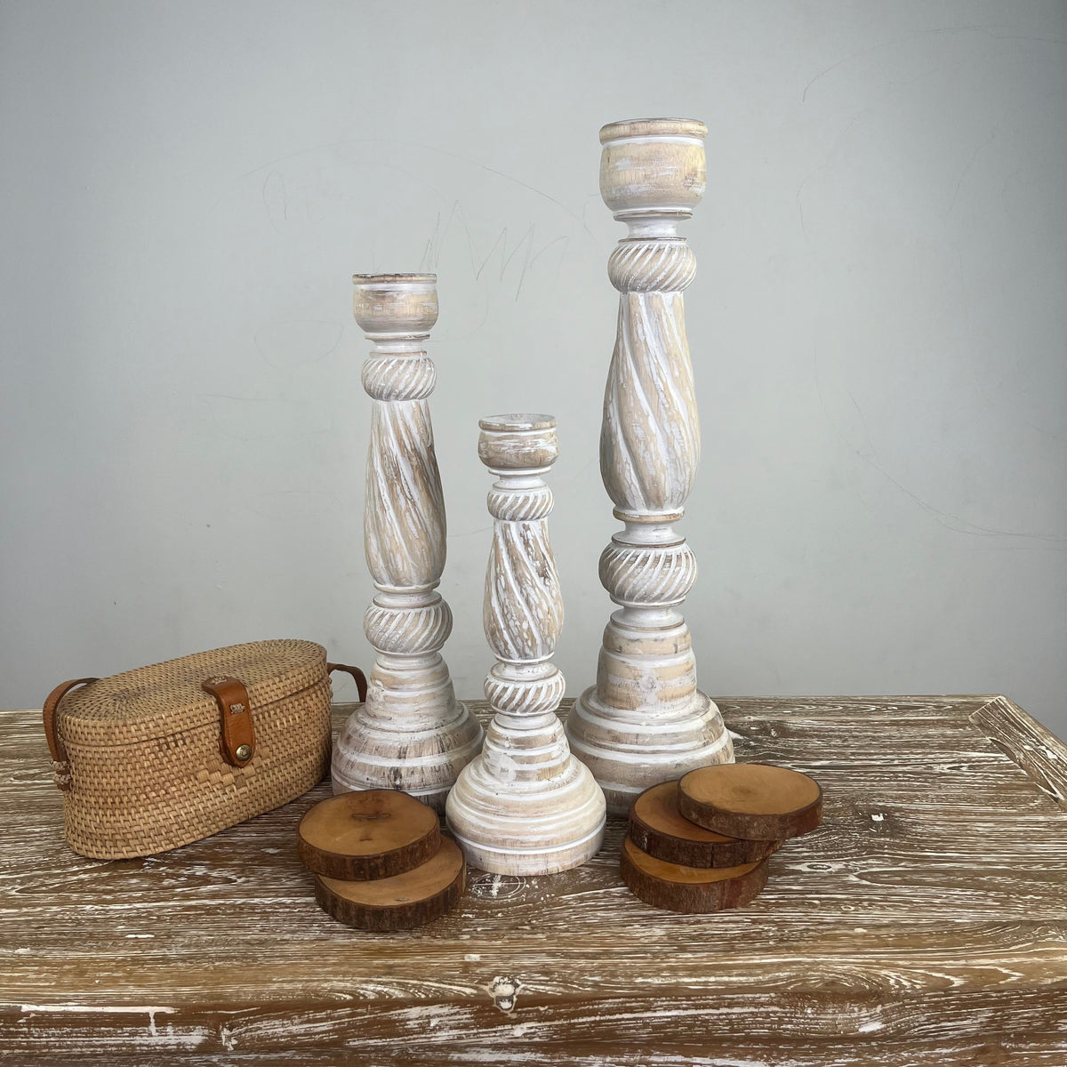 Wooden candle sticks (WHOLESALE)