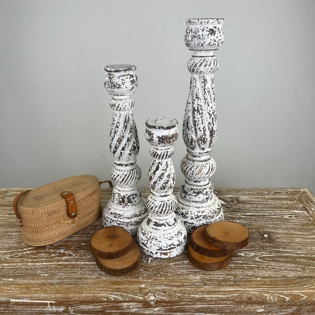 Wooden candle sticks (WHOLESALE)