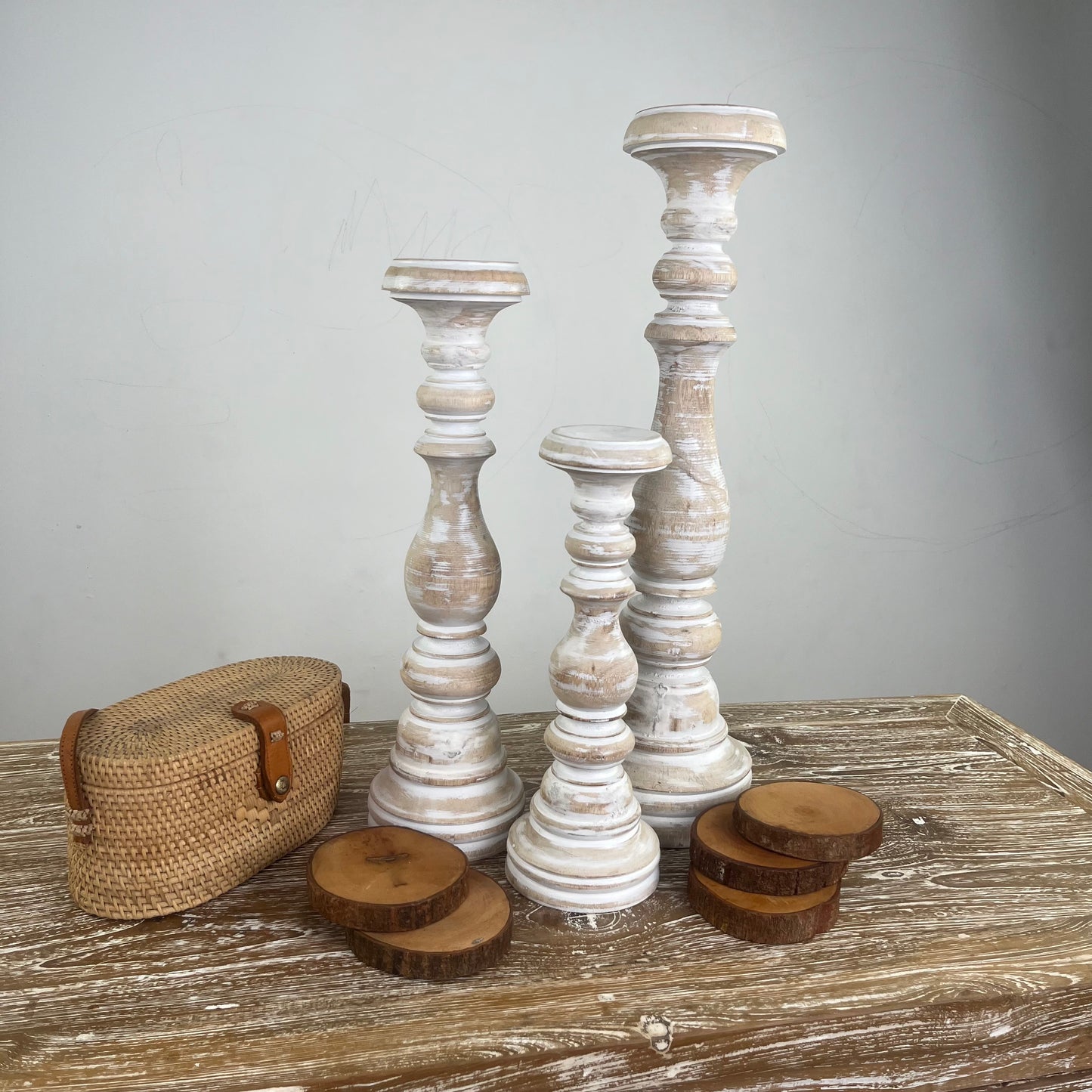 Wooden candle sticks (WHOLESALE)