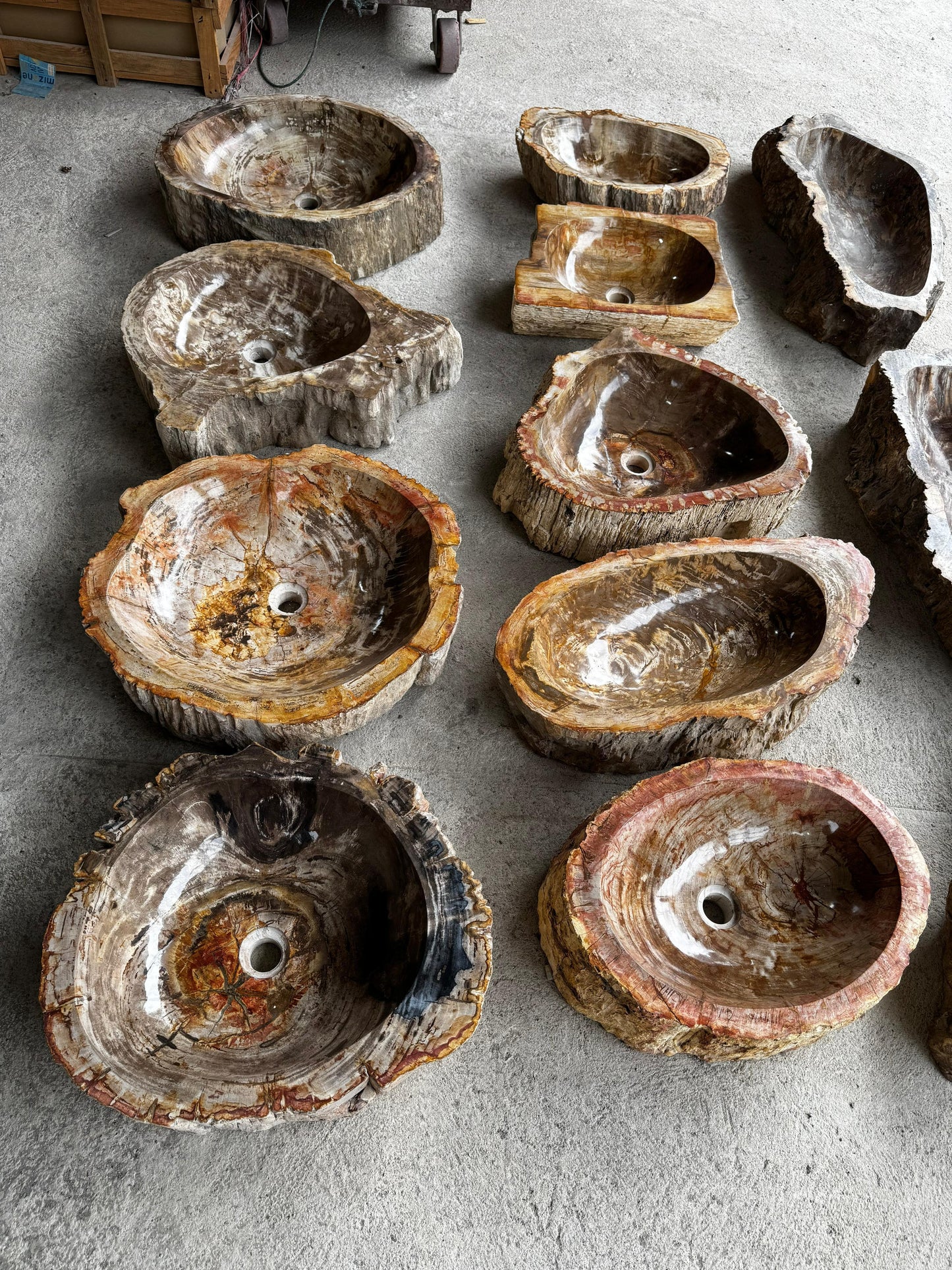 Stone Sink PATRIFIED WOOD (WHOLESALE)