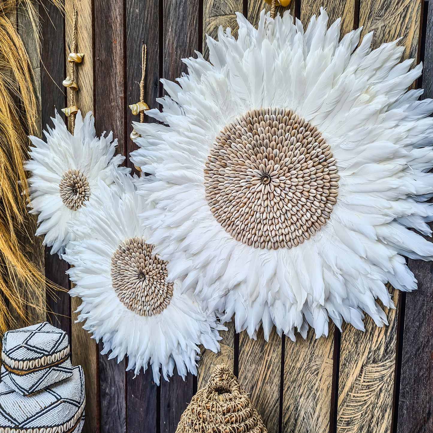 White juju decor 30, 40, 50cm feather wall decor wall hangings eco feather decoration wall baskets juju hat pendant boho decor