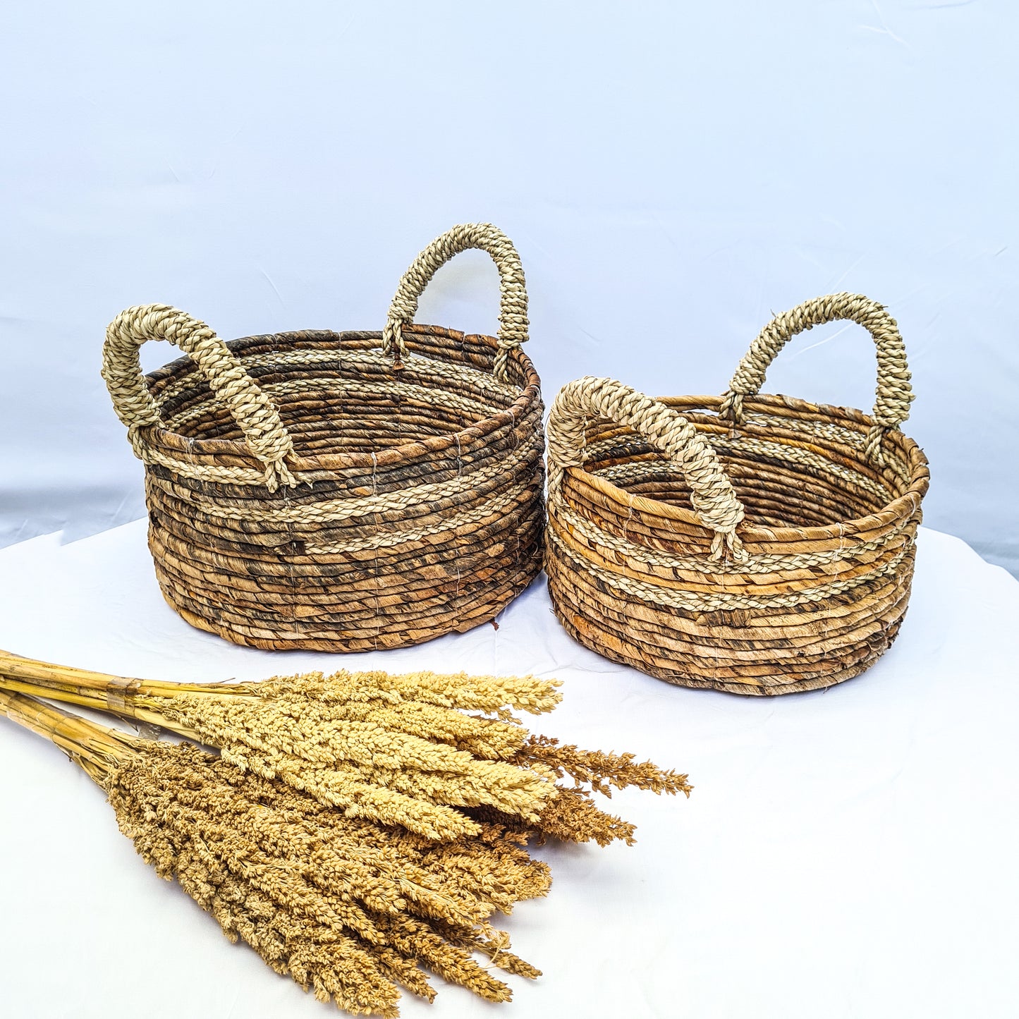 Small baskets round flower pot wicker from banana tree leaf and seagrass on the top hand made kitchen basket bread place fruit home decor