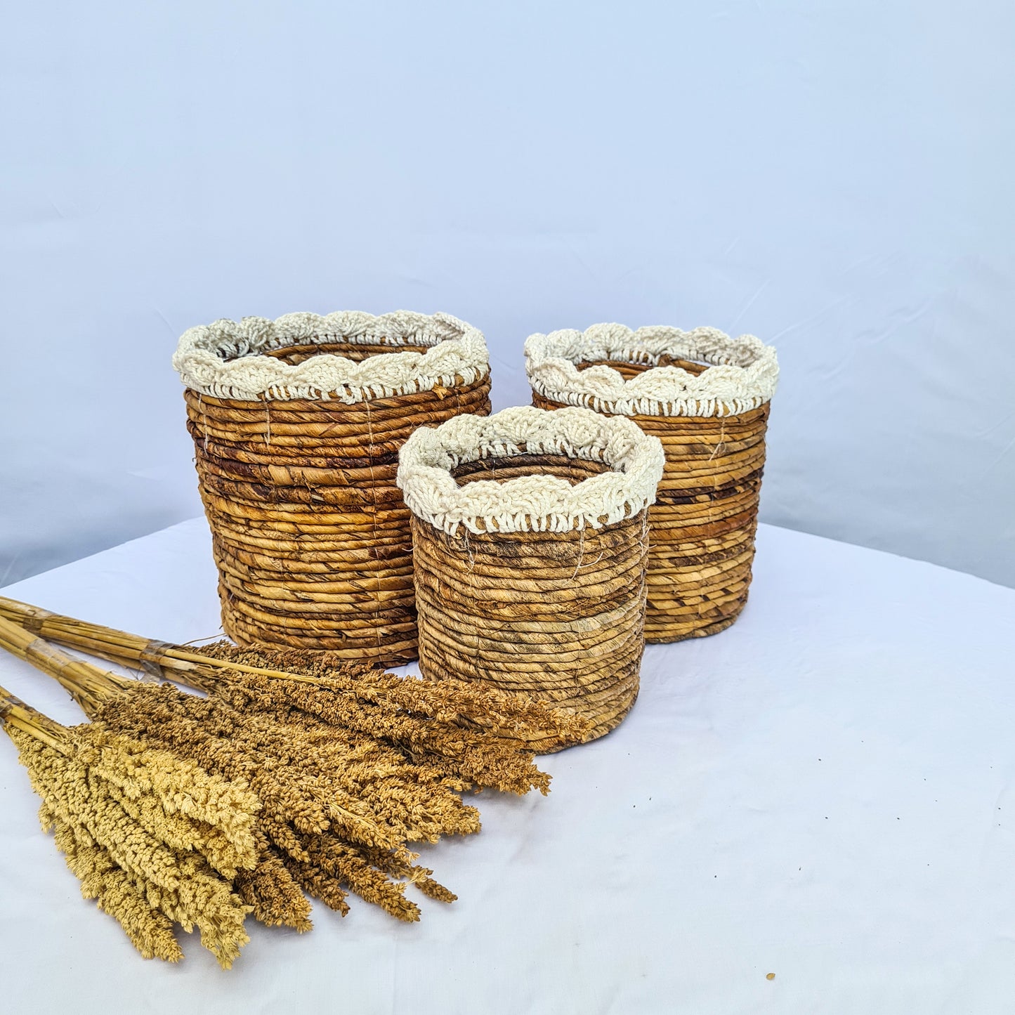 Eco small baskets round flower pot wicker from banana tree leaf and macrame hand made kitchen basket bread place fruit home decor
