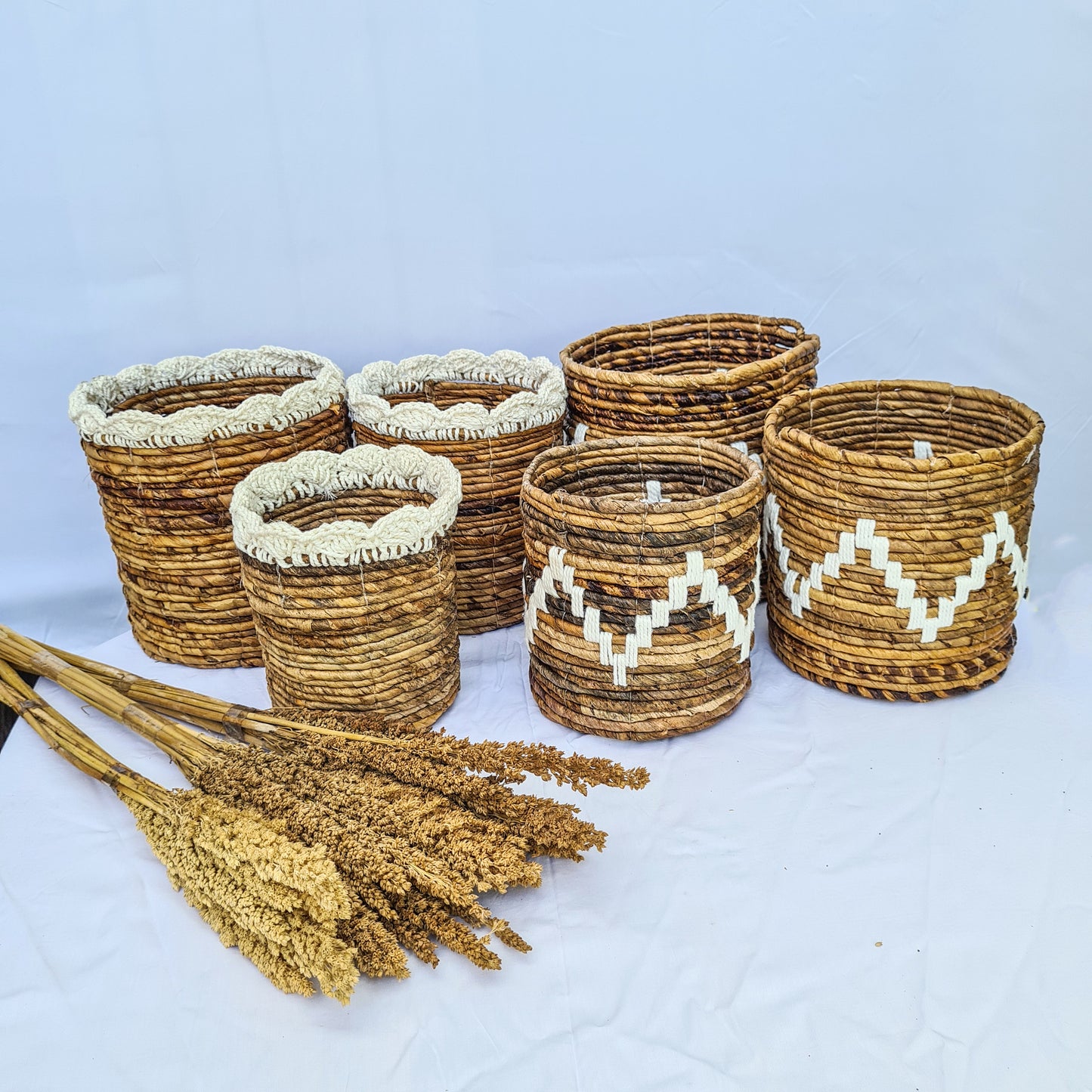 Eco small baskets round flower pot wicker from banana tree leaf and macrame hand made kitchen basket bread place fruit home decor
