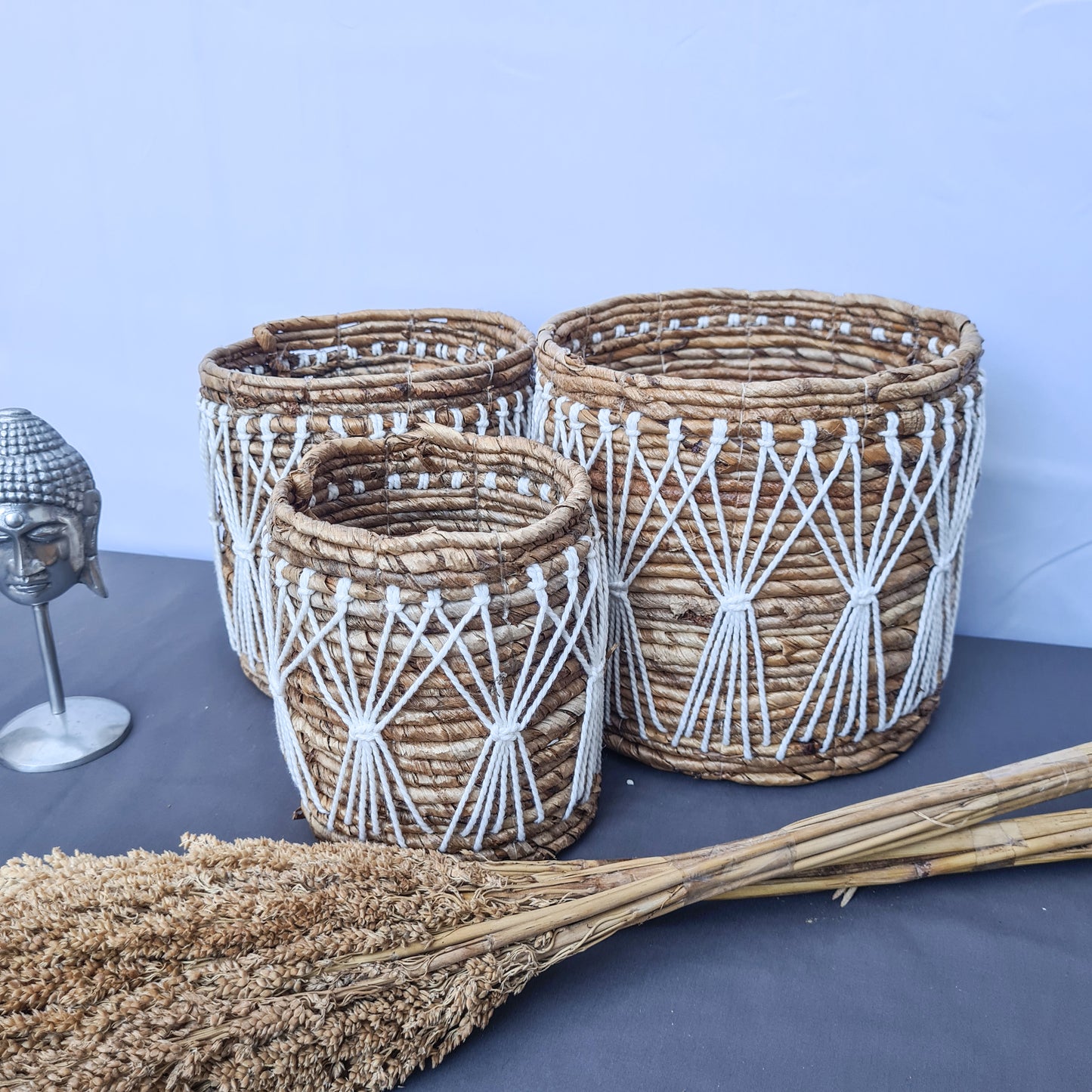 Small wicker baskets made from banana tree leaf and macrame web hand made kitchen basket bread place fruit home decor flower pot