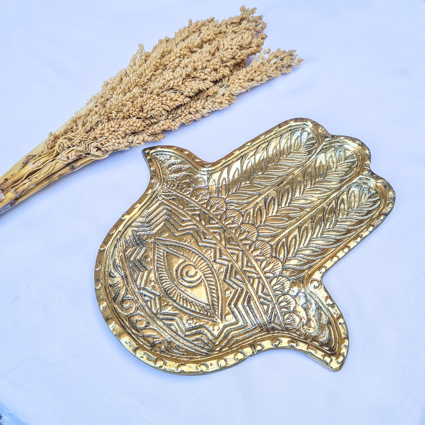 Soap dish hand brass | jewelry dish | trinket dish | jewelry holder | soap holder | third eye | Palmistry Hand Charm | ring holder dish