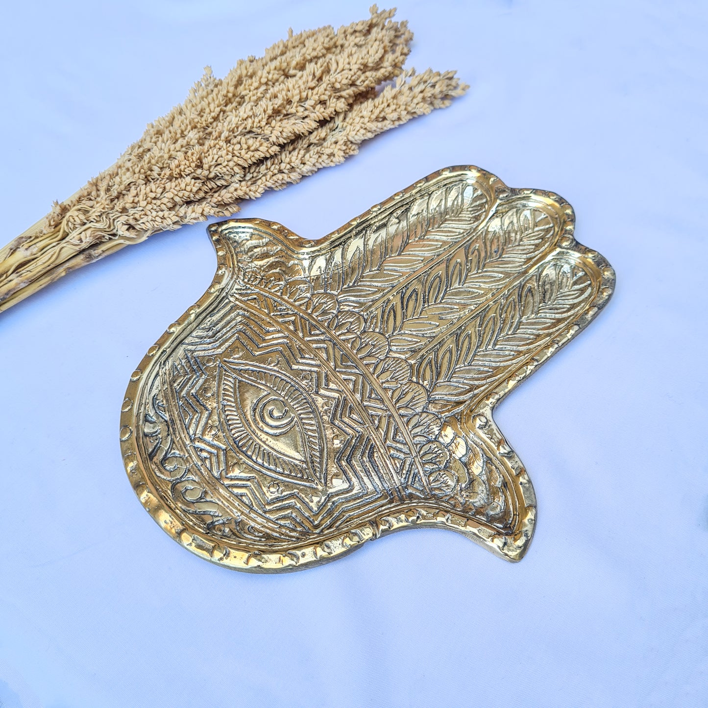 Soap dish hand brass | jewelry dish | trinket dish | jewelry holder | soap holder | third eye | Palmistry Hand Charm | ring holder dish