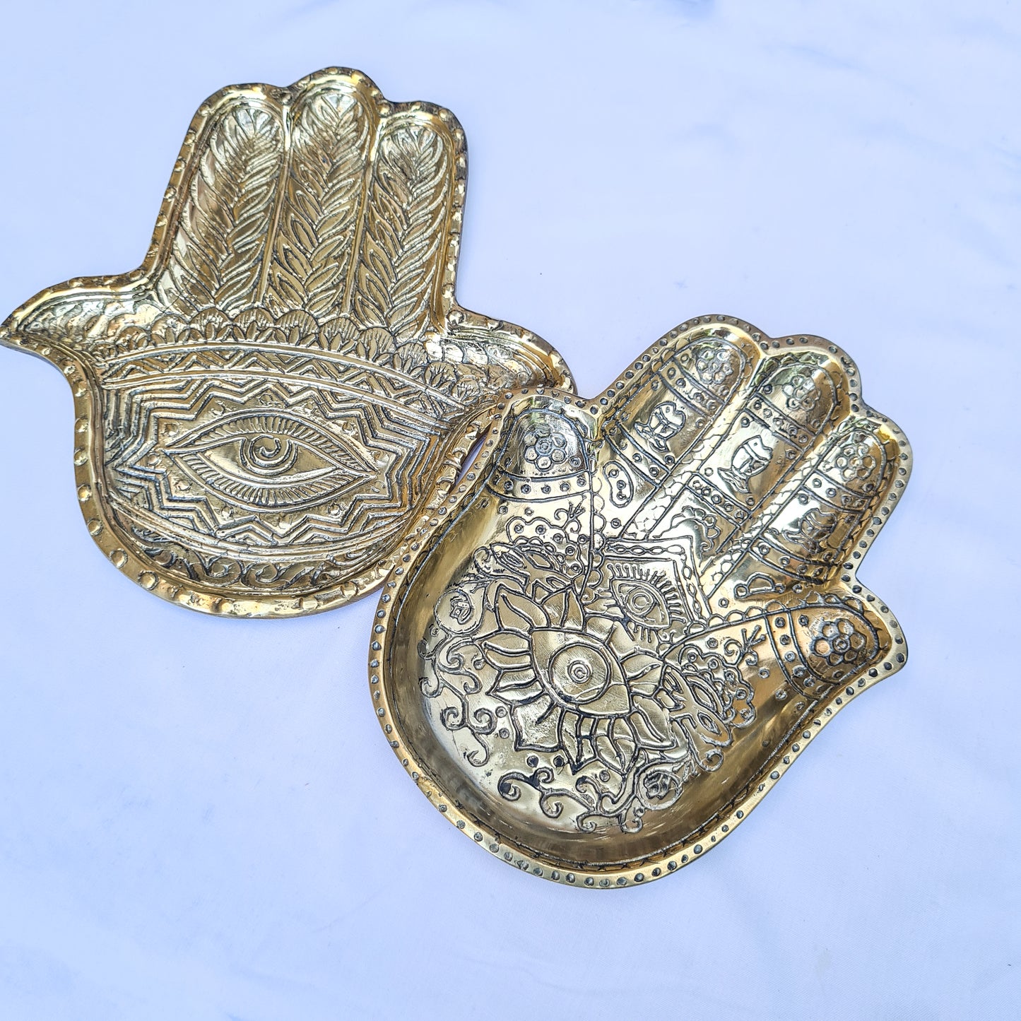 Soap dish hand brass | jewelry dish | trinket dish | jewelry holder | soap holder | ring dish holder | Palmistry Hand Charm | third eye