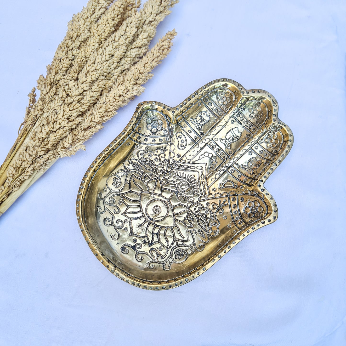Soap dish hand brass | ring holder dish | jewelry dish | brass dish | jewelry holder | soap holder | third eye | Palmistry Hand Charm |