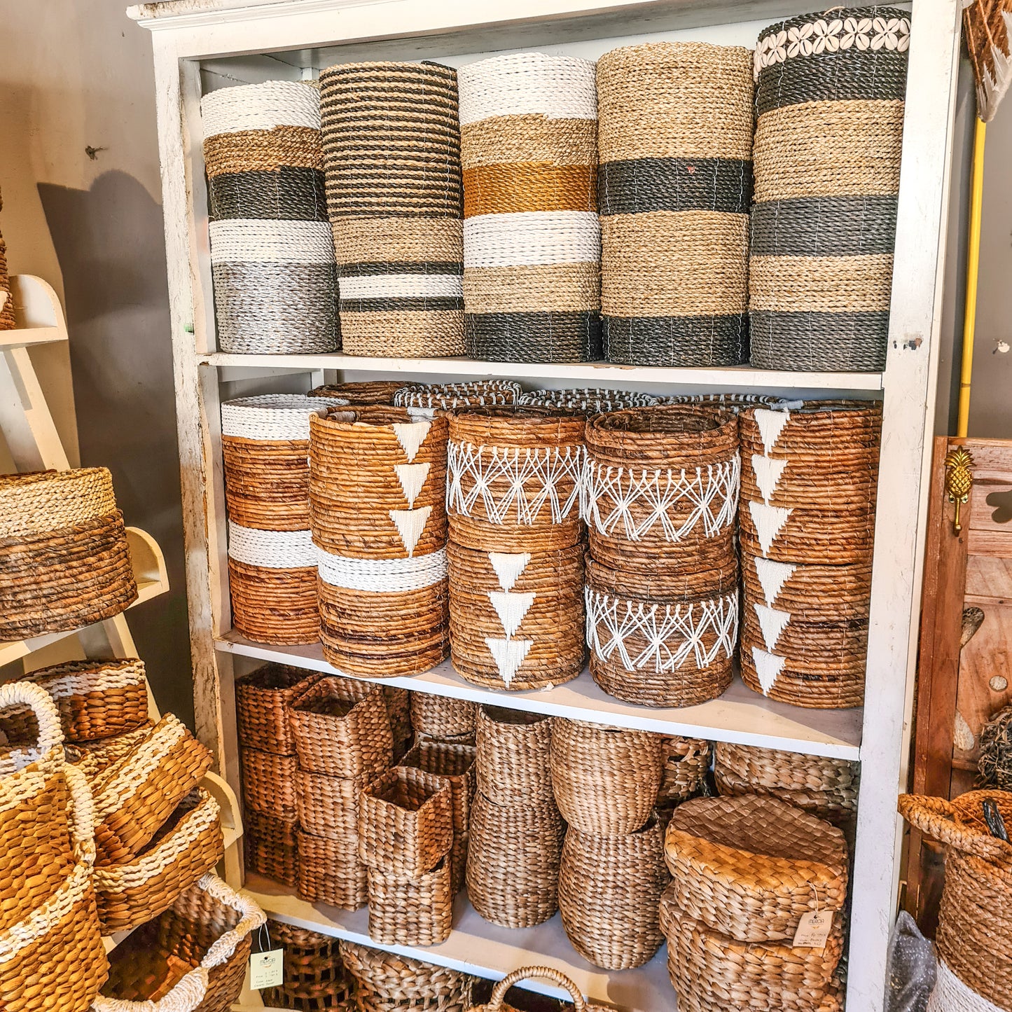 Wicker baskets set from banana tree leaf seagrass and macrame web hand made kitchen basket bread place fruit home decor flower pot