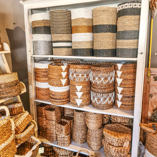 Wicker baskets set from banana tree leaf seagrass and macrame web hand made kitchen basket bread place fruit home decor flower pot