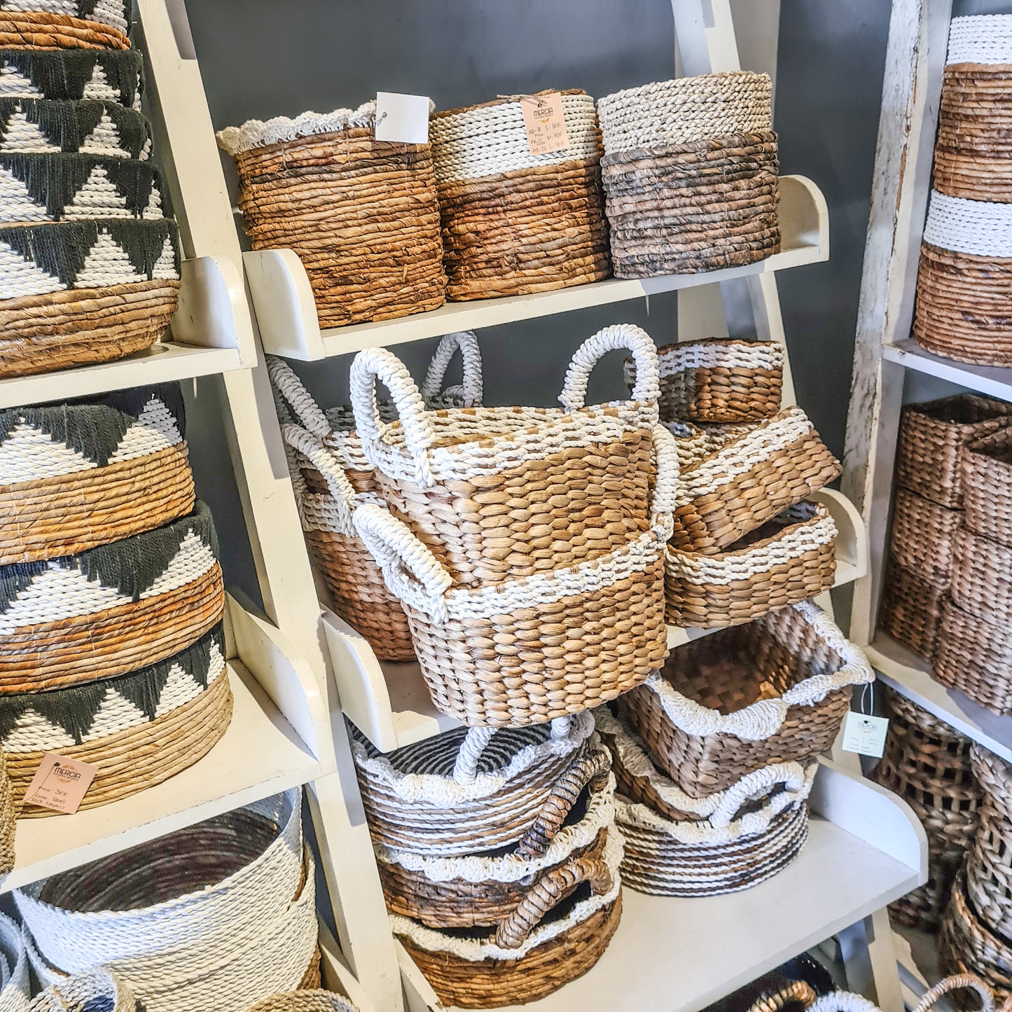 Wicker baskets set from banana tree leaf seagrass and macrame web hand made kitchen basket bread place fruit home decor flower pot