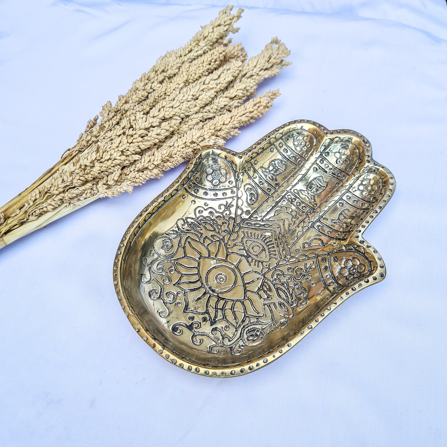 Soap dish hand brass | jewelry dish | trinket dish | jewelry holder | soap holder | ring dish holder | Palmistry Hand Charm | third eye