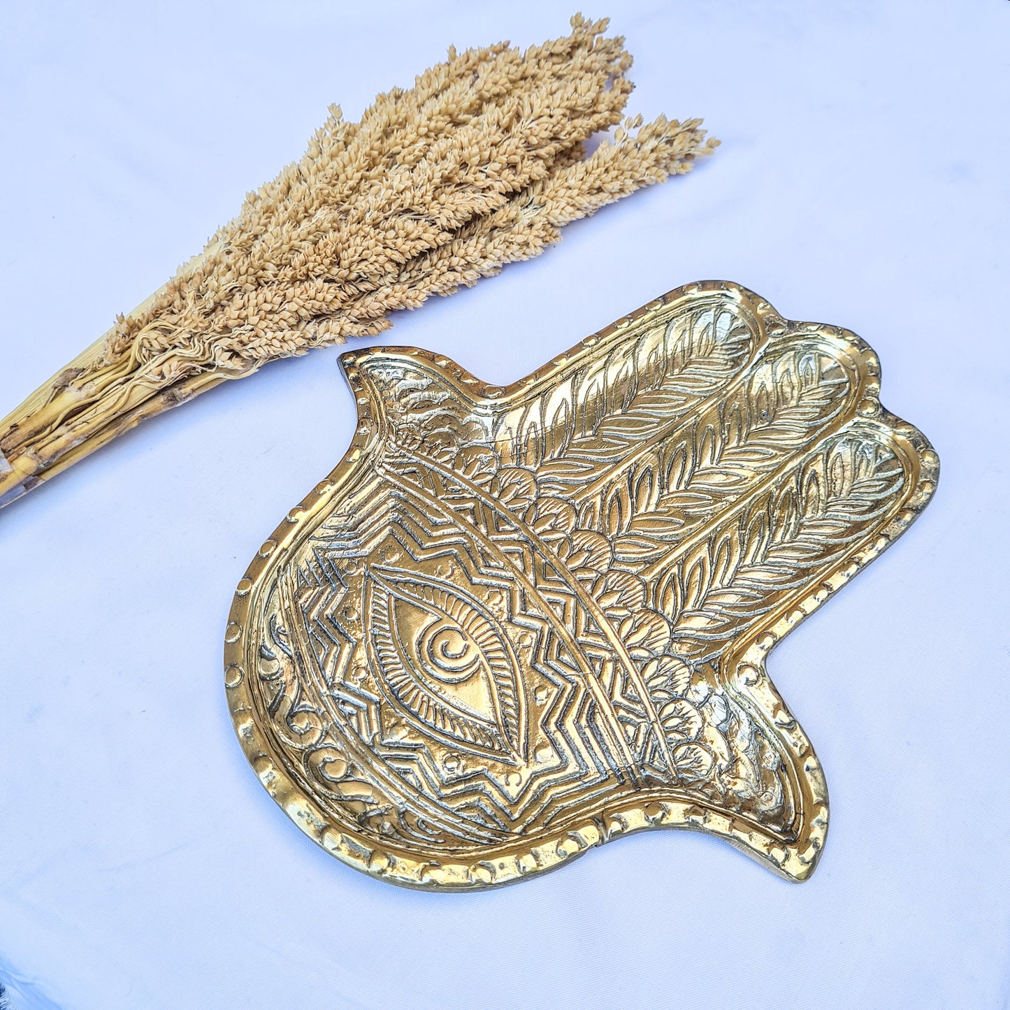 Soap dish hand brass | jewelry dish | trinket dish | jewelry holder | soap holder | ring dish holder | Palmistry Hand Charm | third eye