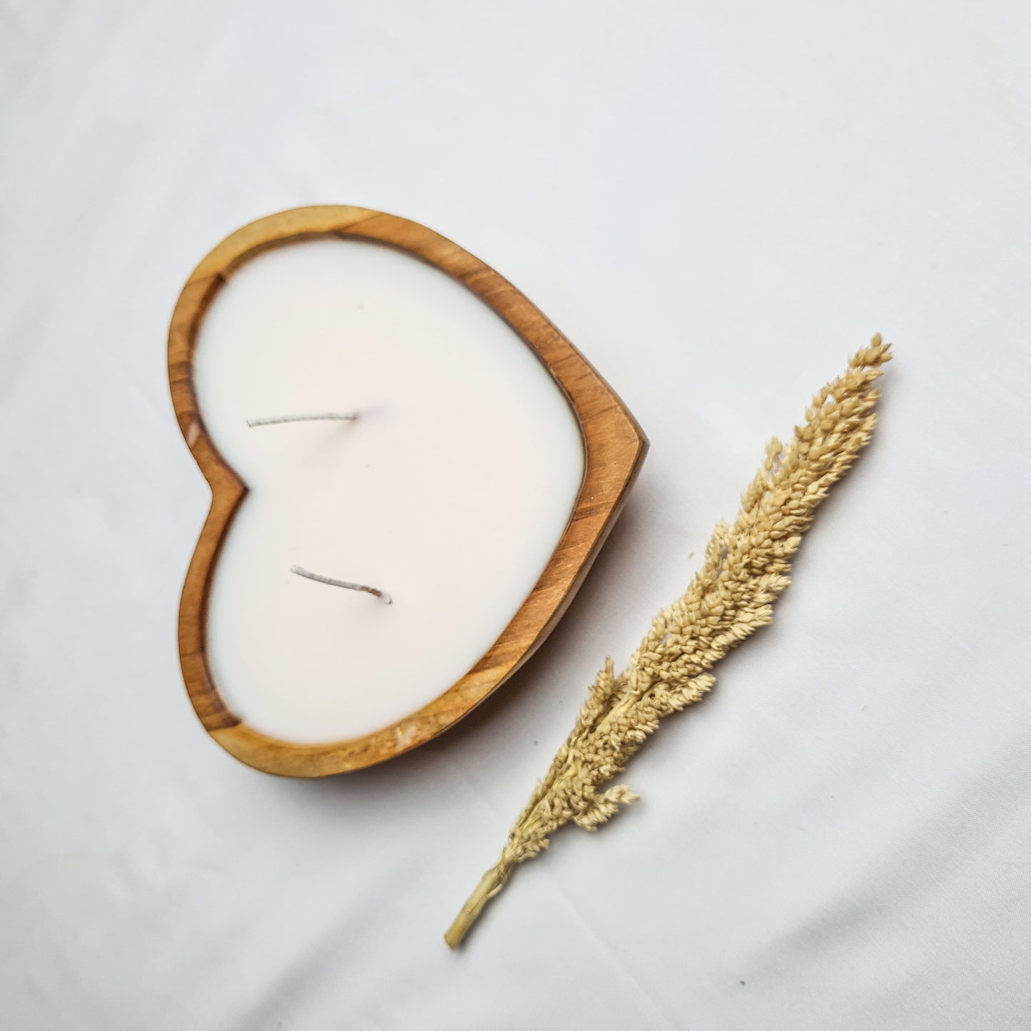Teak wood Heart candle aroma aromatherapy candles hand made eco wax soy coconut palm organic