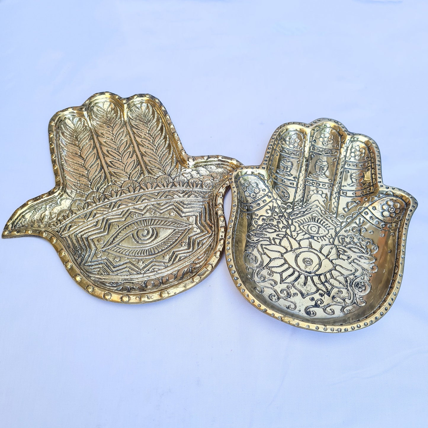 Soap dish hand brass | jewelry dish | trinket dish | jewelry holder | soap holder | ring dish holder | Palmistry Hand Charm | third eye