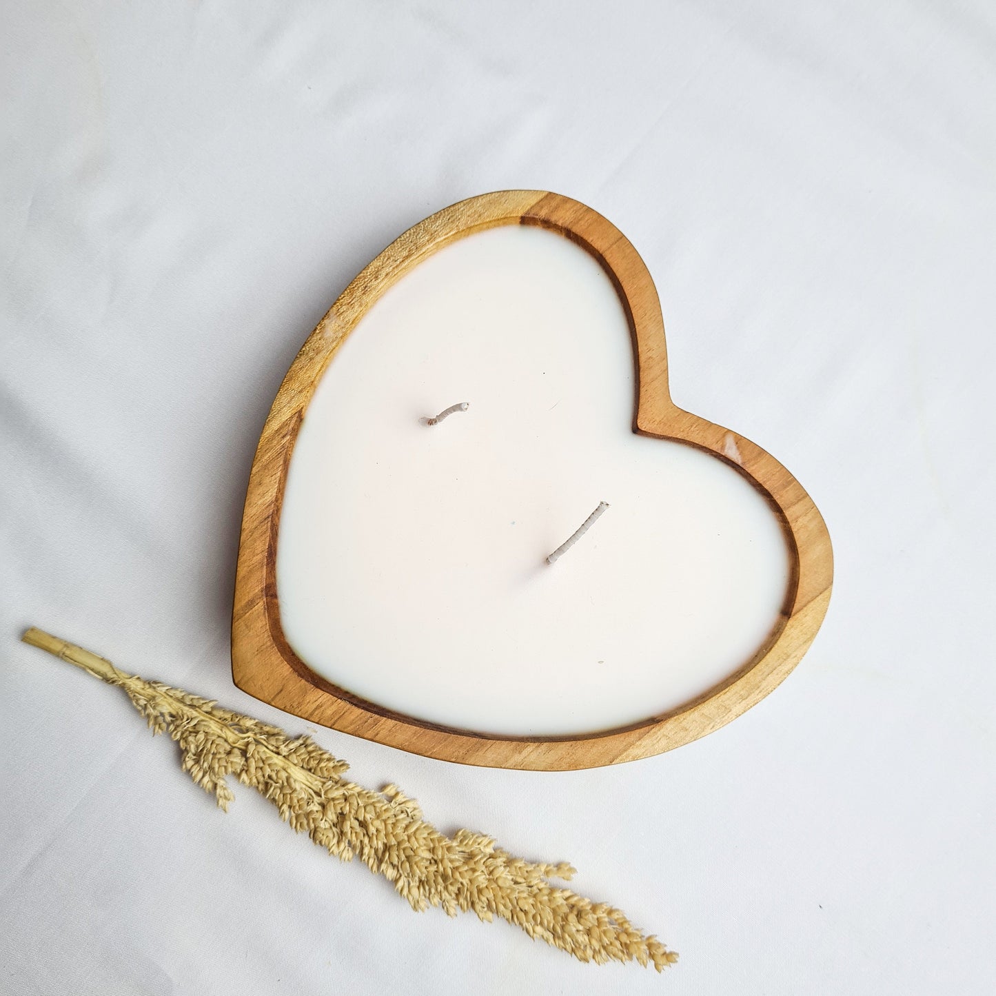Teak wood Heart candle aroma aromatherapy candles hand made eco wax soy coconut palm organic